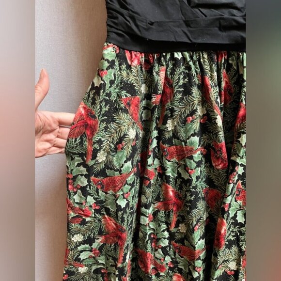 Retrolicious red cardinal bird floral mural fit & flare midi dress Sz S - Picture 3 of 12